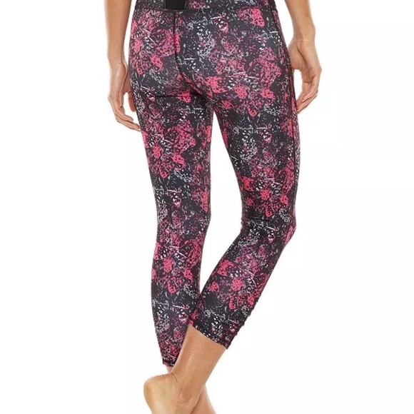 Gaiam OM YOGA MOISTURE-WICKING CAPRI Leggings Large NWT - Picture 3 of 16
